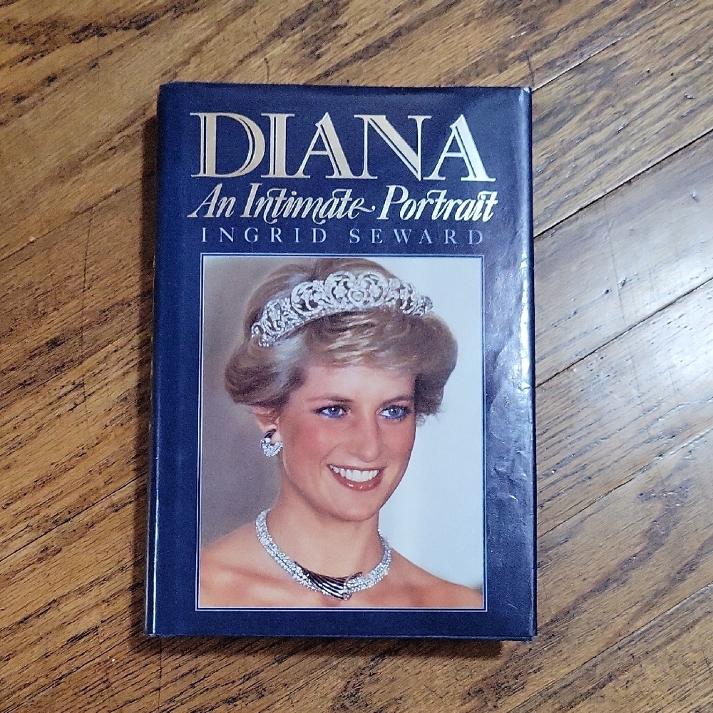 Diana: An Intimate Portrait Book